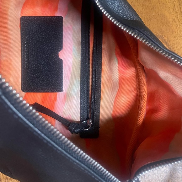 SOLD Genuine leather sling bag!! - Picture 10 of 10